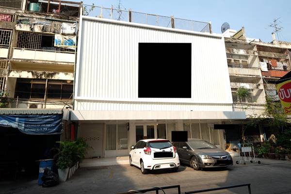 ขายเซ้ง อาคารพาณิชย์ 3 คูหาติด ซอยราชปรารภ 4 บิ้วท์อิน สถานบริการเสริมความงาม สูง 4 ชั้น ขนาดความกว้างกว่า 200 ตร.ม.
